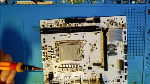 6.Китайское Синее Лето. ONDA B760-VH5 VS VH4