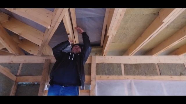 Неправильная пленка на крыше. Что делать если строители перепутали пленки?? Как исправить ошибку? смотреть онлайн