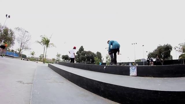 MONEY MIKE V.S. LAMONT HOLT - S.K.A.T.E. BONUS ROUND #2 смотреть онлайн