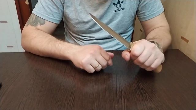 Нож в подарок. Сталь N690 смотреть онлайн