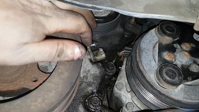 Ford Mondeo MK3 Cam & Crank Sensor Replacement Project ST220 смотреть онлайн