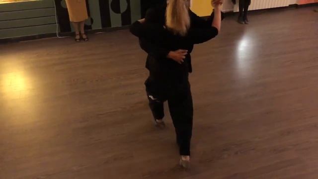 Elvira Malishevskaya y Luis Angel Rojas ревью урока. смотреть онлайн