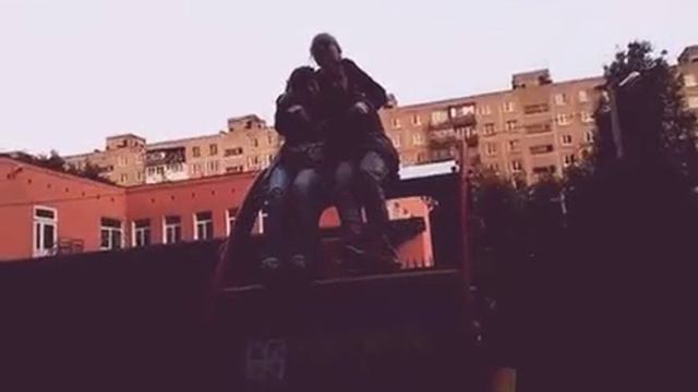 РЕБЯТА ПРОСТИТЕ ЧТО ТАК ДОЛГО НЕ ВЫХОДИЛИ ПРОСТО Я СЕЙЧАС не МОГУ ПО ОБСТОЯТЕЛЬСТВАМ НУ ВОТ ВОСПОМИ смотреть онлайн