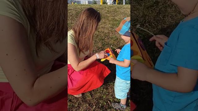 Игра "Пришиваем пуговицу". Возраст 3-5 лет смотреть онлайн