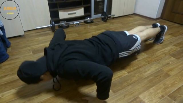 Второй день тренировки Воин Спарты ИГОРЯ ВОЙТЕНКО! 250 повторений! смотреть онлайн