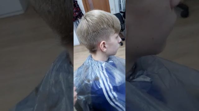 Правильная качественная классическая мужская стрижка #2 смотреть онлайн