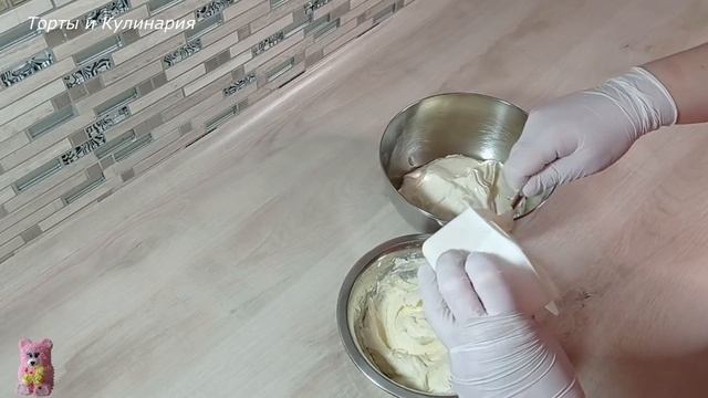 быстрый МЕДОВИК без РАСКАТКИ КОРЖЕЙ! без МИКСЕРА! Очень вкусный , менее калорийный ! Honey Cake смотреть онлайн