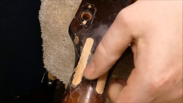 What's going on inside this '72 Les Paul? смотреть онлайн
