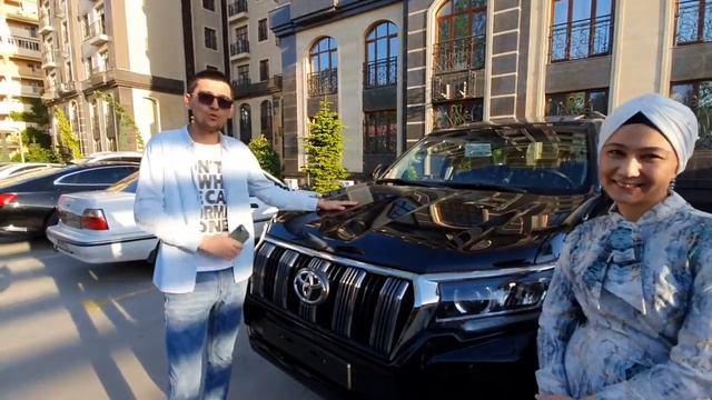 BEVERLee ДАРИТ ПОДАРКИ своим ЛИДЕРАМ   Ланкрузер Прадо