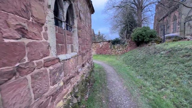 A trip out to Seeswood Pool and Astley castle, both on the outskirts of Nuneaton смотреть онлайн