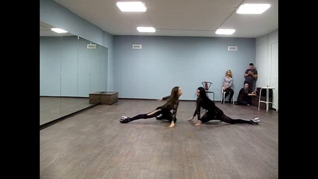 Strip dance - дуэт Настя и Кристина смотреть онлайн