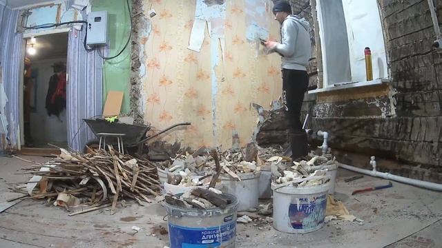 Timelapse, старый дом ремонт смотреть онлайн