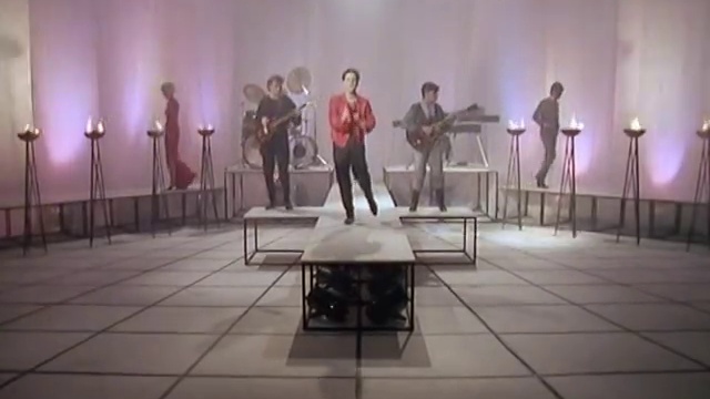 Simple Minds // Up On The Catwalk смотреть онлайн