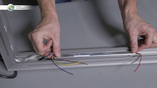 Короба с акрилом и магнитным креплением MagneticBox 52