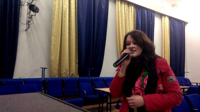 Арина Стою на полустаночке смотреть онлайн