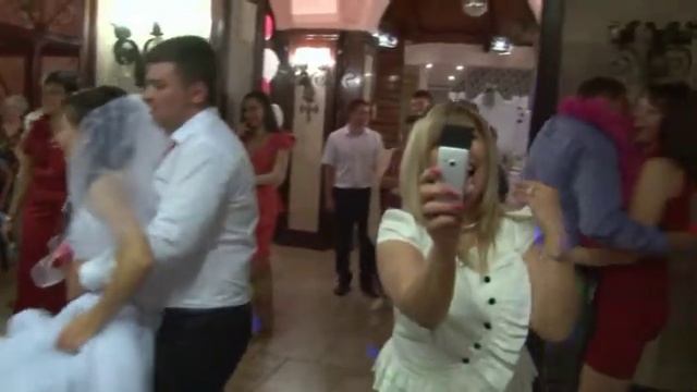 Клубничная свадьба смотреть онлайн