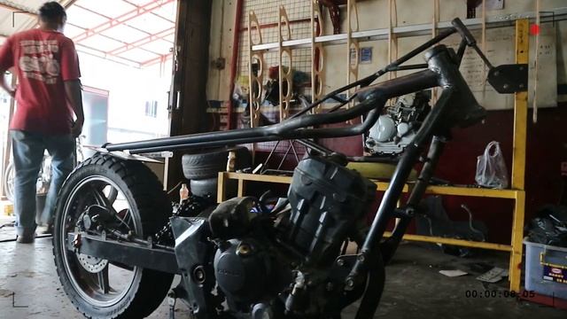Modifikasi honda CBR 250 R [Bobber] смотреть онлайн