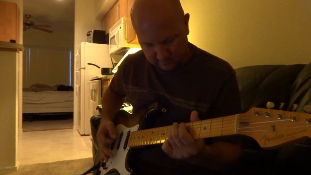 Jamming On Fender Strat смотреть онлайн