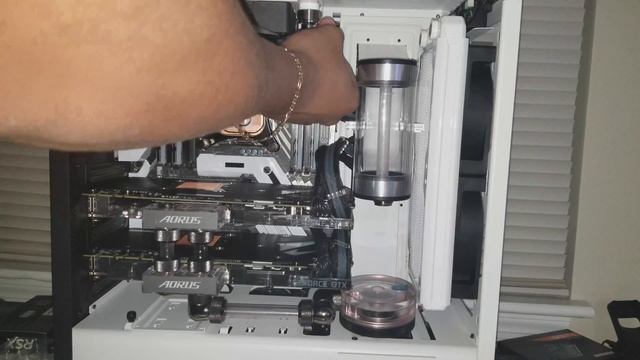 $6000 Watercooling PC Build in NZXT S340 ELITE - i7 7820X - SLI GTX 1080 Ti time lapse! смотреть онлайн