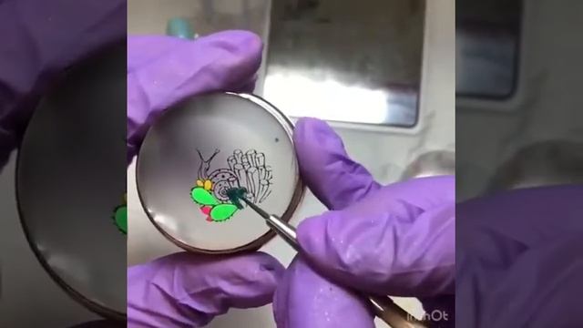 Не умеешь рисовать на ногтях??? Смотри!!! смотреть онлайн