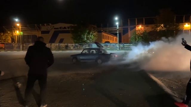 СОБРАЛ КРЫЛЬЯ НА КЛЕПКАХ. А-ОБРАЗНЫЙ РЫЧАГ. НОВАЯ ЖИГУЛИ. ОТОРВАЛО КОЛЕСО НА СХОДКЕ. смотреть онлайн