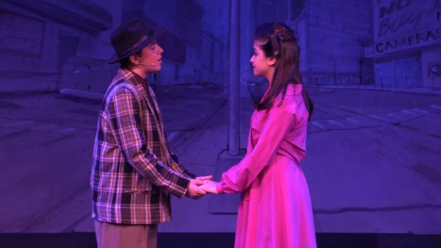 OLIVER PAUL as Sky Masterson in "Guys and Dolls" смотреть онлайн