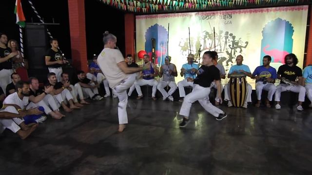CM Ta Russo e Inst Estrelinha. Openning roda. Capoeirasia 2016 смотреть онлайн