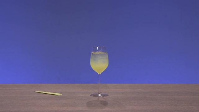The Big Game Tailgate: "2 Minute Warning" Cocktail Recipe смотреть онлайн