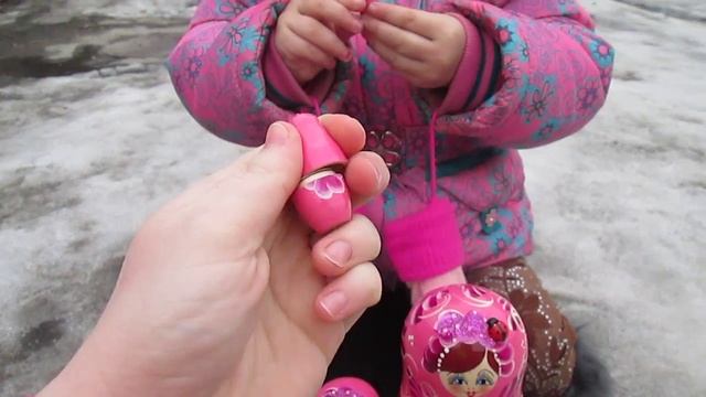 Обзор матрешки...Подарок от бабушки смотреть онлайн