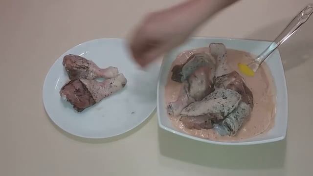 Как приготовить сочную курицу?/Курка в томатному соусі/Тушеная курица в томатном соусе смотреть онлайн