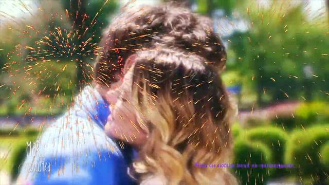 Violetta y Ludmila | Santa Tell Me | С новым годом! :) смотреть онлайн
