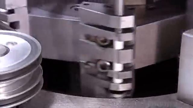 how its made, alkaline batteries. смотреть онлайн