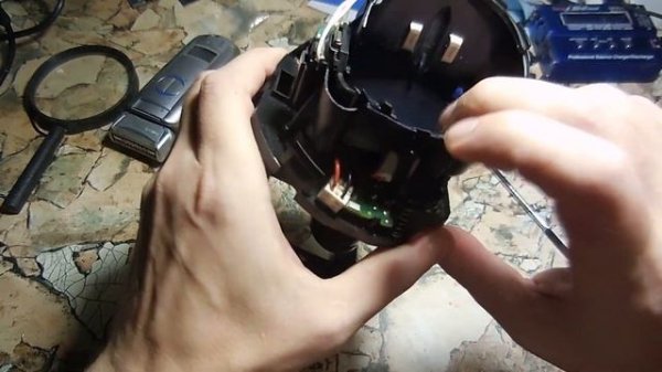 ? НИКОГДА НЕ РАЗБИРАЙ БРИТВУ BRAUN S5 ДО ПРОСМОТРА ЭТОГО ВИДЕО ? Станция очистки БРАУН Clean&Charge