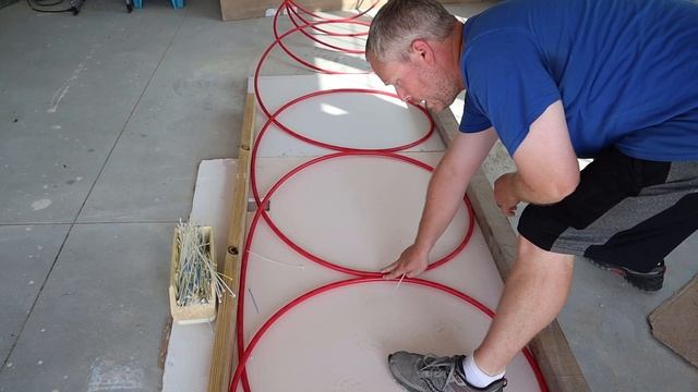 Slinky Loop - Step by Step DIY Geothermal (Part 5) смотреть онлайн