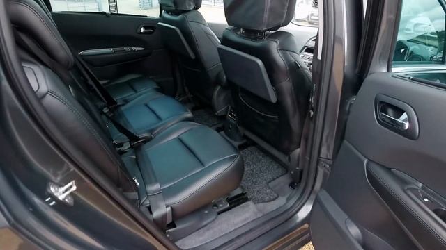 2015 (15) Peugeot 5008 Allure 1.6 e-HDI смотреть онлайн