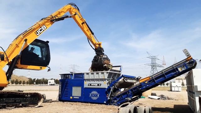 JCB JS 220 LC | Material Handler | High raise cab & Graber | Waste & Recycling | Crawler Excavator смотреть онлайн