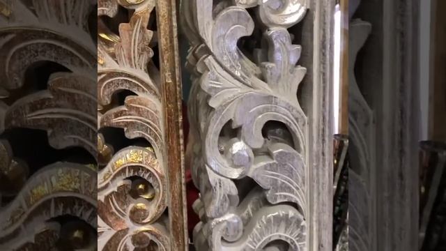 Зеркала в рамах из массива дерева в резных рамах смотреть онлайн