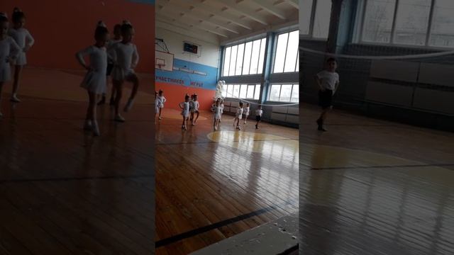 Танец слоненка смотреть онлайн