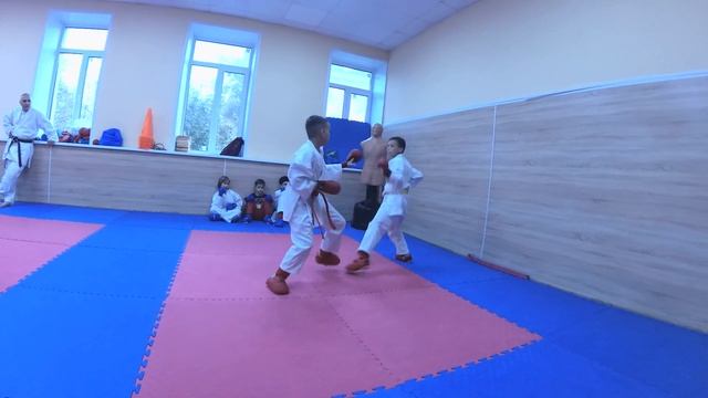 Отработка ударов и немного спаррингов смотреть онлайн