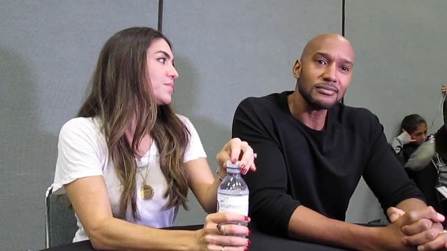 Natalia Cordova & Henry Simmons for Agents of SHIELD at Wondercon 2017 смотреть онлайн