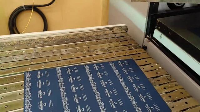 Трафаретная уф-печать, бирки на дизайнерской бумаге смотреть онлайн