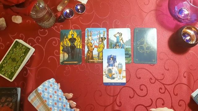 Выйдет ли он на связь? | Таро онлайн | Гадание онлайн смотреть онлайн