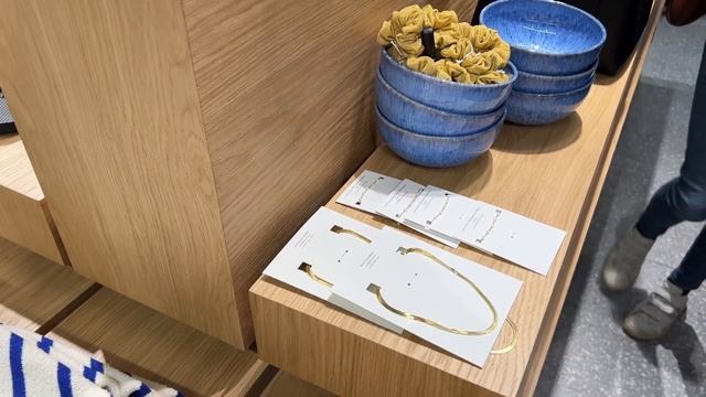 ARKET. НОВЫЙ МАГАЗИН В СТОКГОЛЬМЕ. ОБЗОР ЛЕТНЕЙ КОЛЛЕКЦИИ 2023. смотреть онлайн