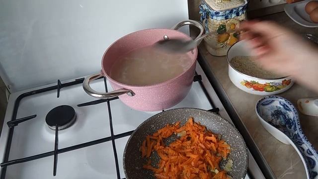 Легкий и быстрый куриный супчик с рисом.