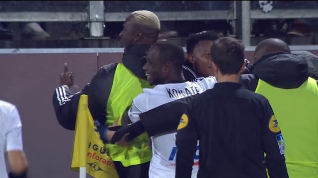 Goal Bongani ZUNGU (66') / FC Metz - Amiens SC (0-2) / 2017-18 смотреть онлайн