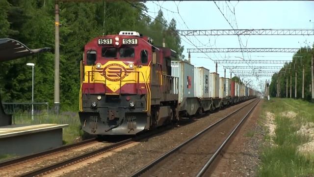 Тепловоз Ц36-7и-1531 на о.п. Мустйыэ / C36-7i-1531 passing Mustjõe stop смотреть онлайн