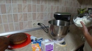 Торт с кремом-чиз из кефира. Крем из замороженного кефира