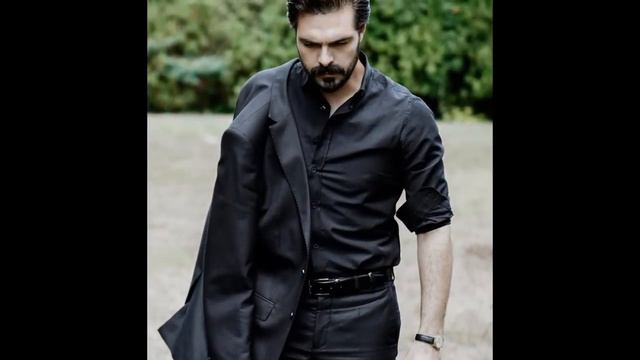 Finally Halil supported Sıla! He protected her! смотреть онлайн