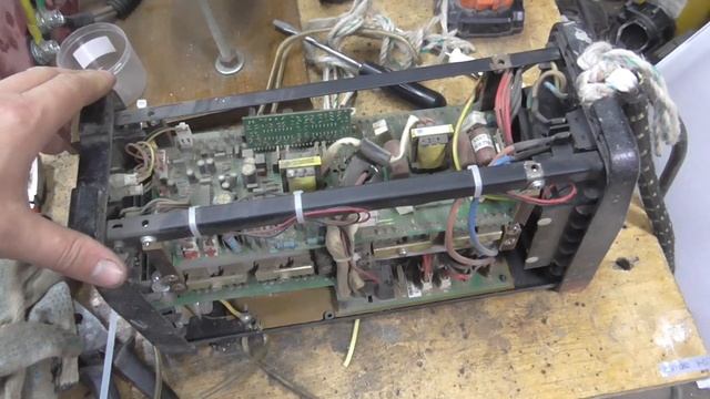 Сварог ARC-205. Опять ушатали, но не убили. смотреть онлайн