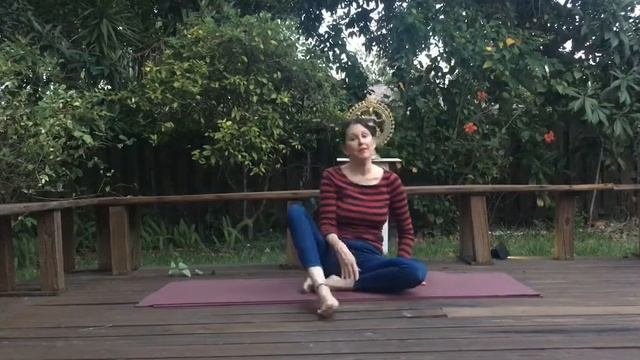 On Demand: Crescent Moon and other Yoga Poses 2 смотреть онлайн